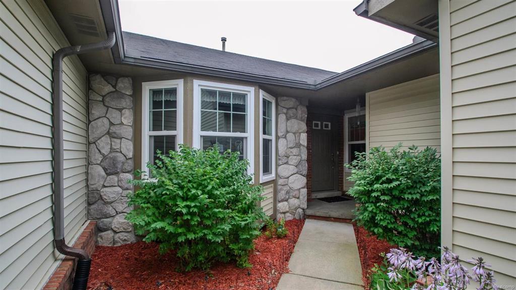 1822 Wexford Drive - Photo 1