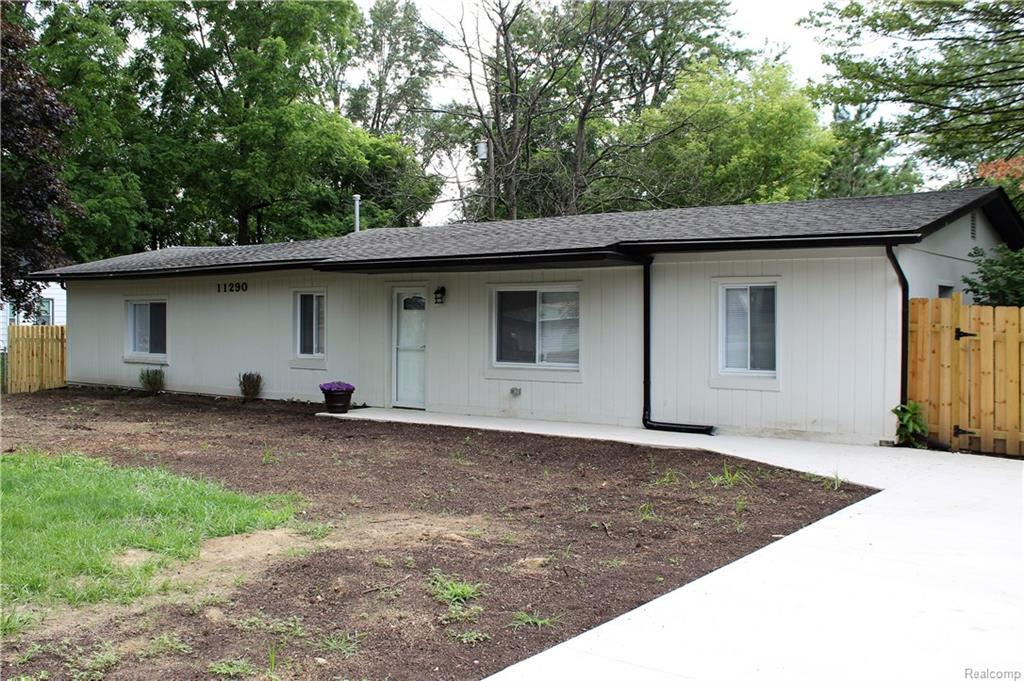 11290 Lincoln Street - Photo 1