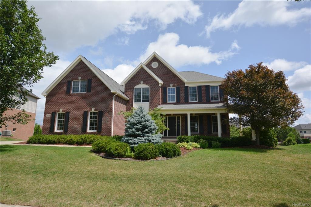 50548 Langley Drive - Photo 1