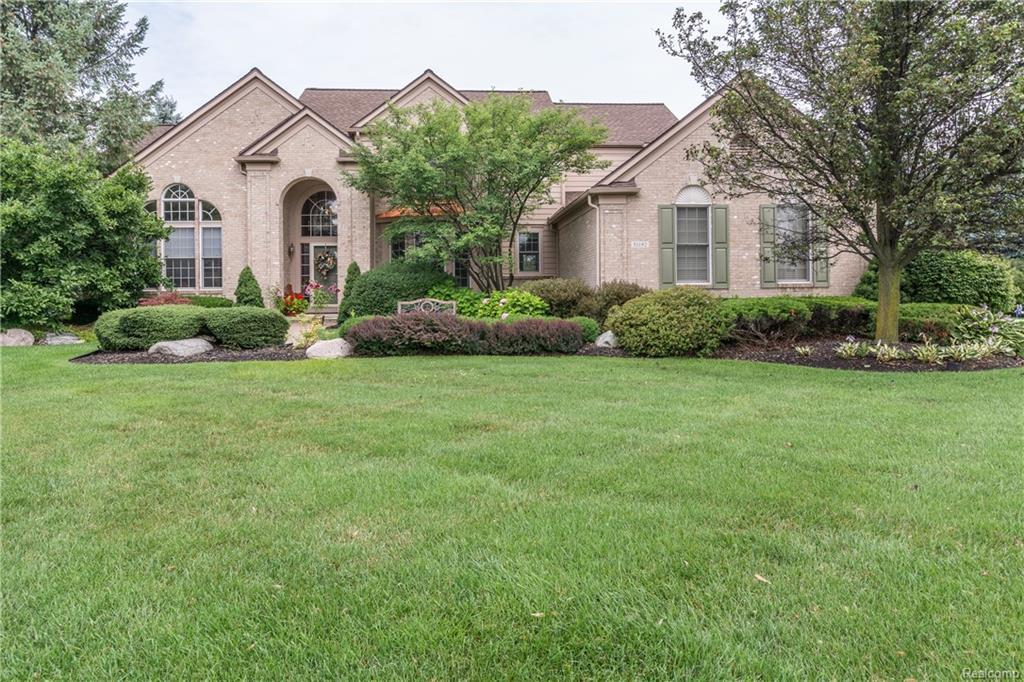 51192 Plymouth Valley Drive - Photo 1