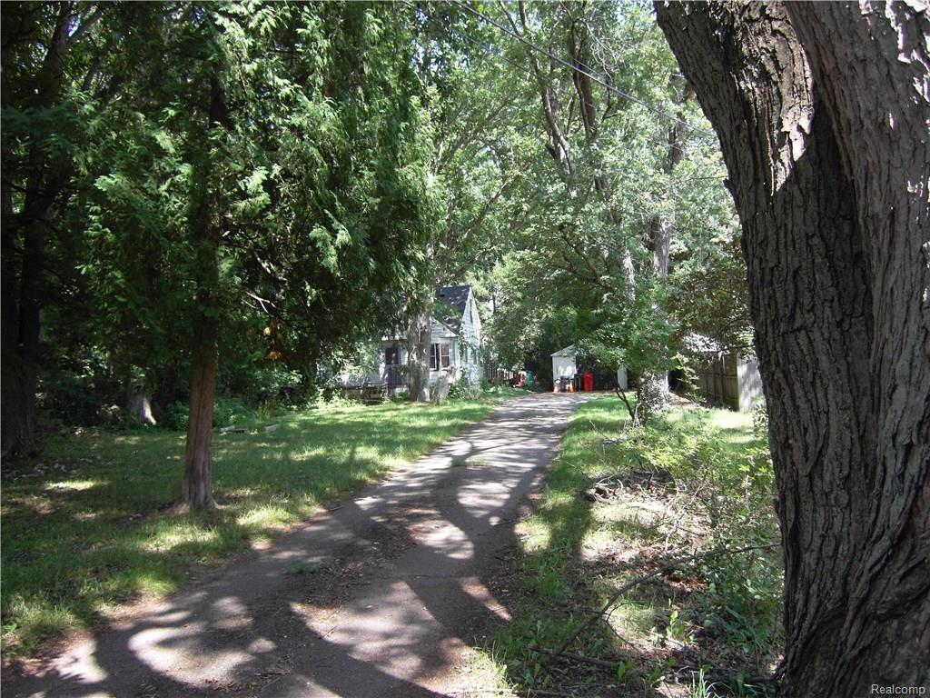 23400 Mcallister Street - Photo 1