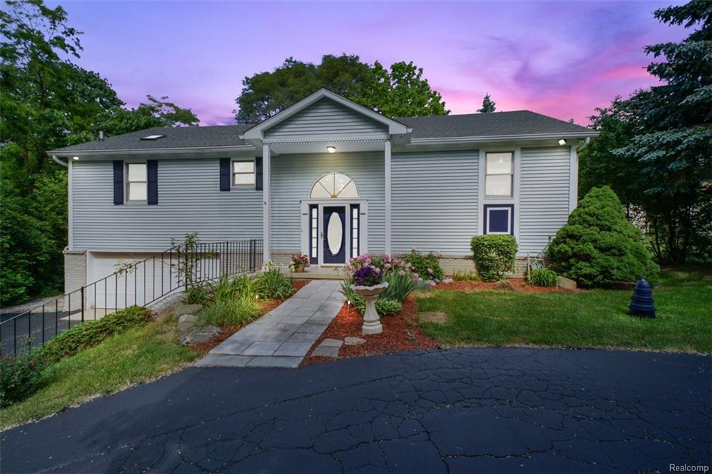 2235 Hiller Road - Photo 1