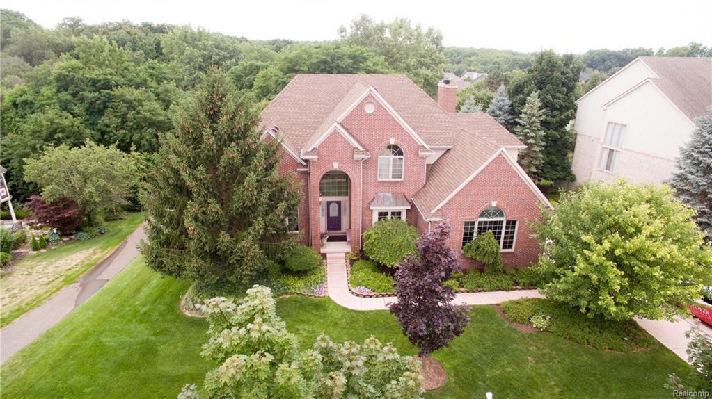 16526 Brooklane Boulevard - Photo 1
