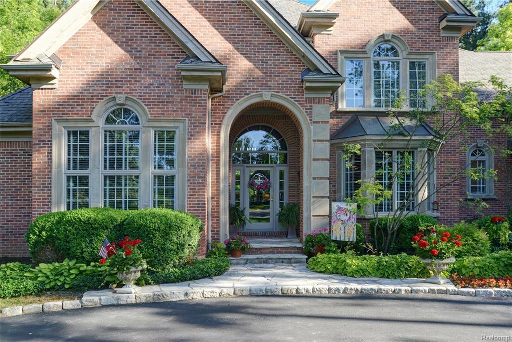 7220 River Ridge Ct Court - Photo 1