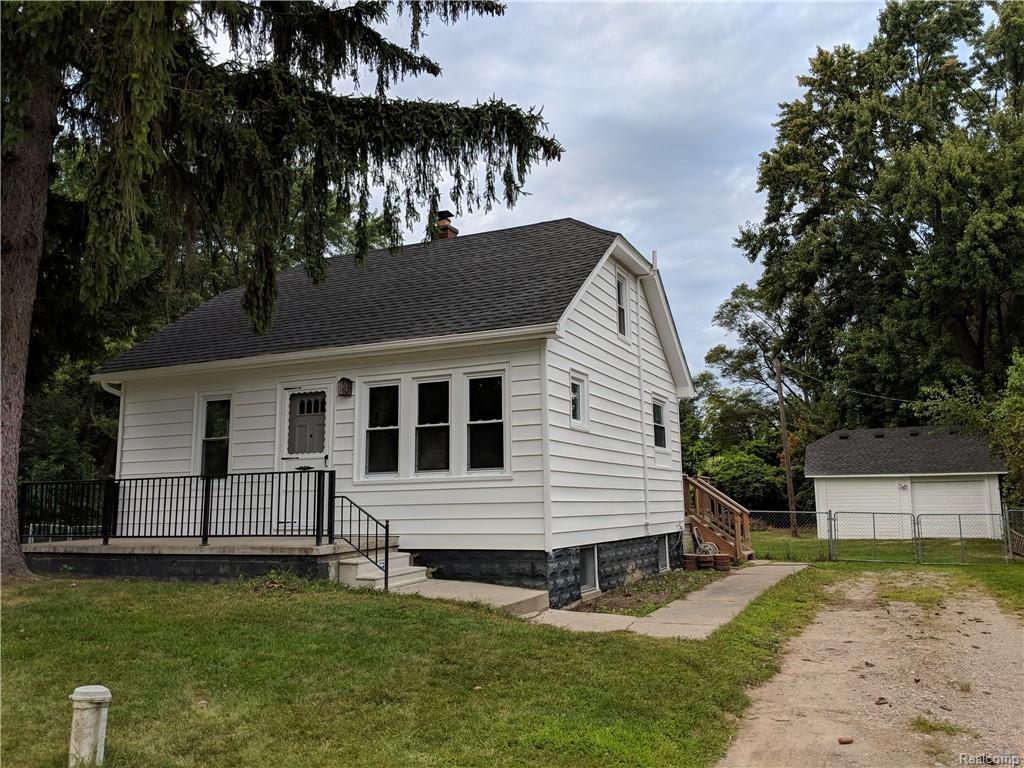7721 Garland - Photo 1