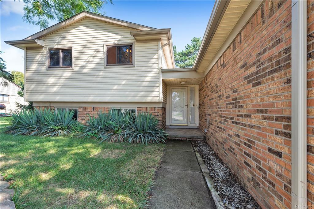 38803 Century Drive - Photo 1