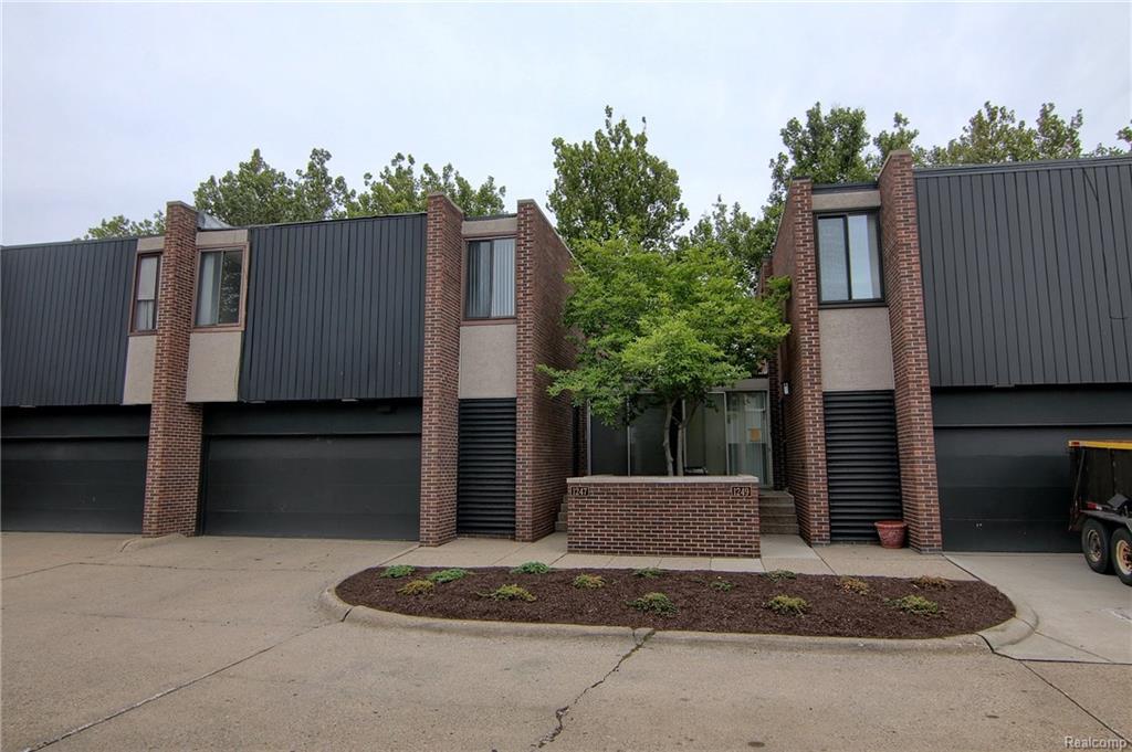 1247 Navarre Pl - Photo 1