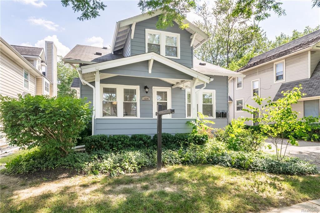 1226 Bird Avenue - Photo 1