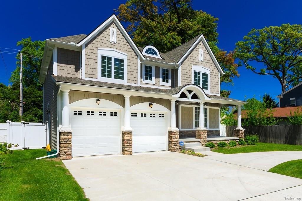 421 Gardenia Avenue - Photo 1