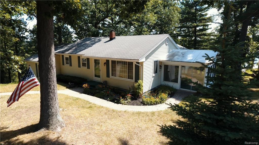 1055 Beach Drive - Photo 1