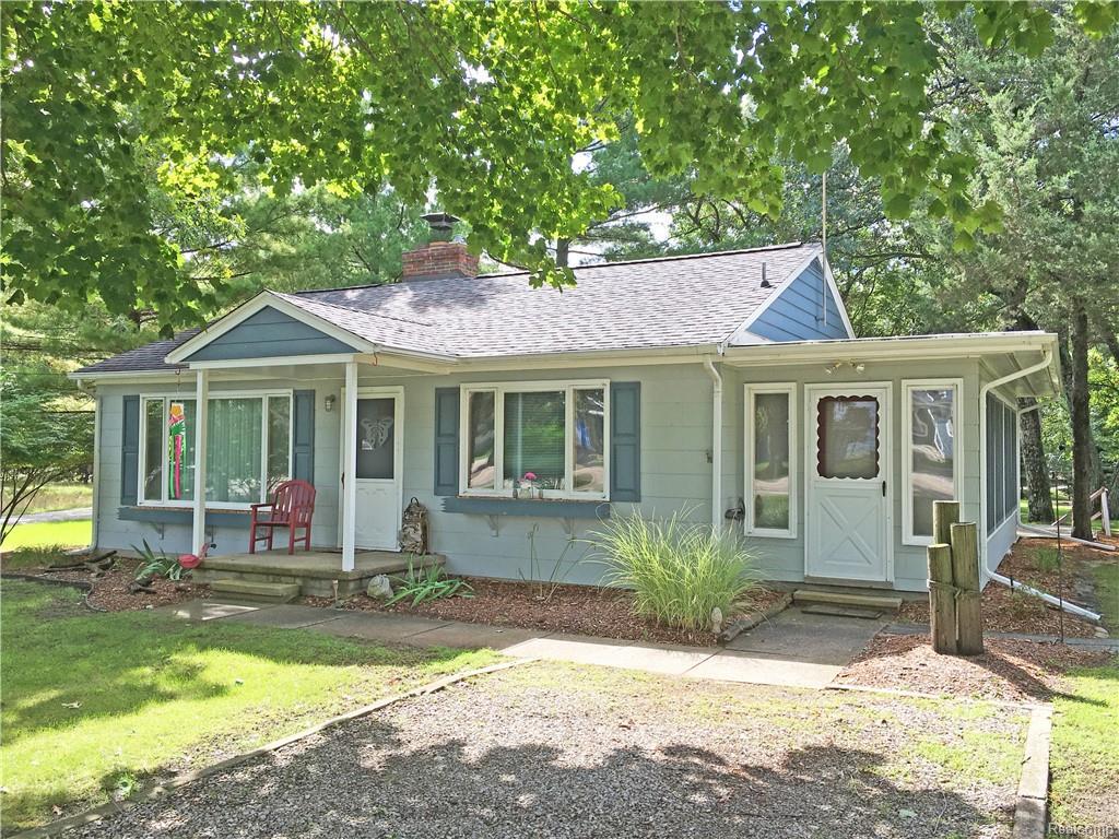 8877 Crescent Beach Road - Photo 1