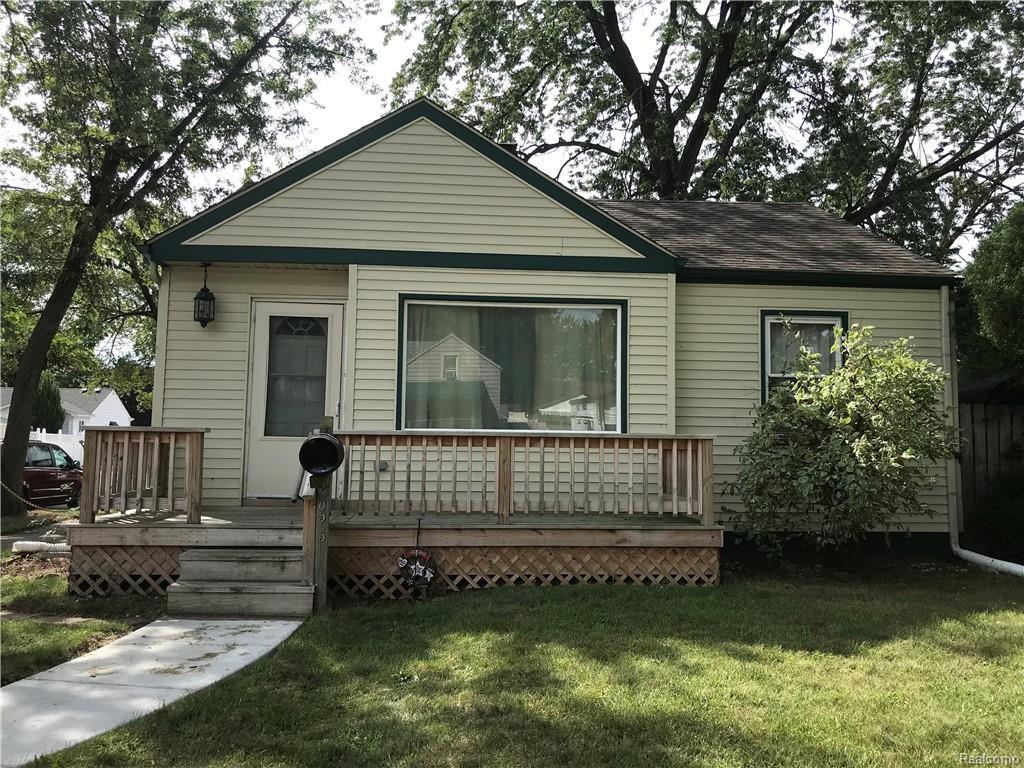 2055 Gregory Avenue - Photo 1