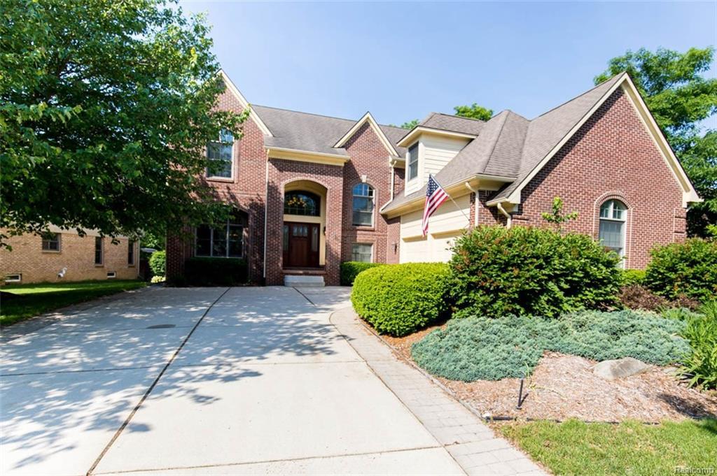 18130 Cascade Drive - Photo 1