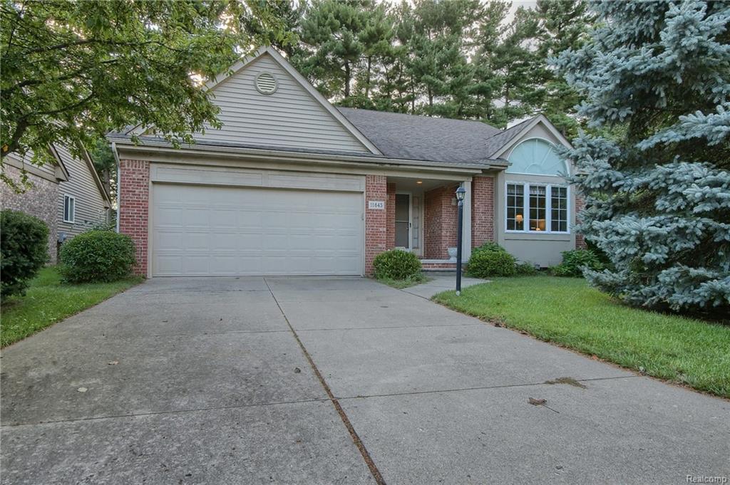 11845 Pine Way Court - Photo 1