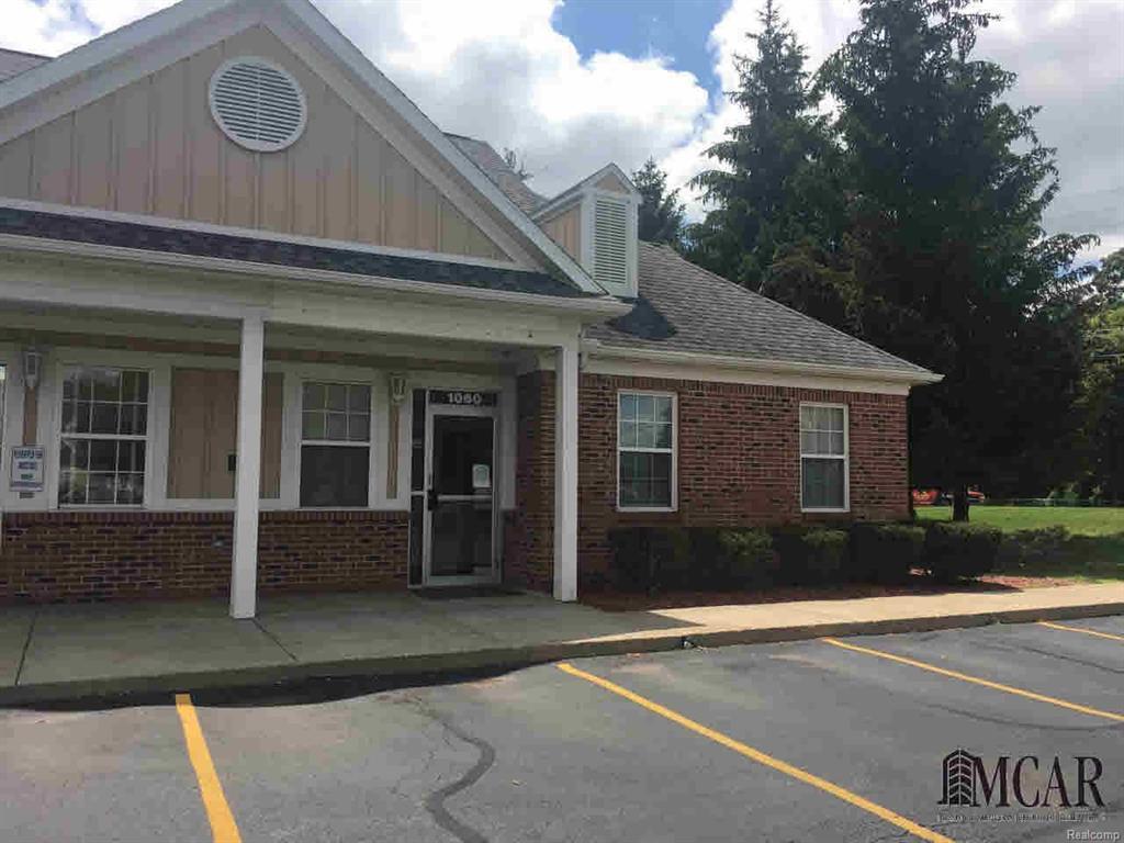 1060 Monroe - Photo 1