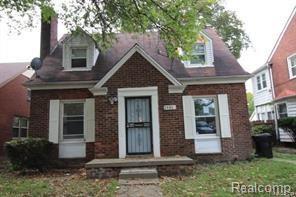 14813 Grandville Avenue - Photo 1
