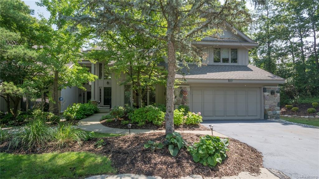 4941 Woodcliff Hill Road - Photo 1