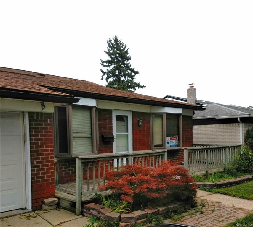 32538 Columbus Drive - Photo 1