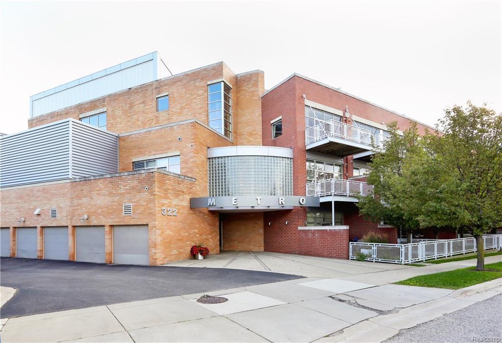 322 Harrison Unit 9 Avenue - Photo 1