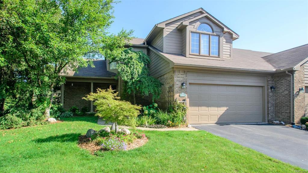 1261 Laurel View Drive - Photo 1