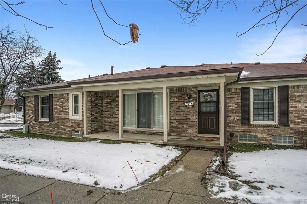 14944 Hartford Ct - Photo 1