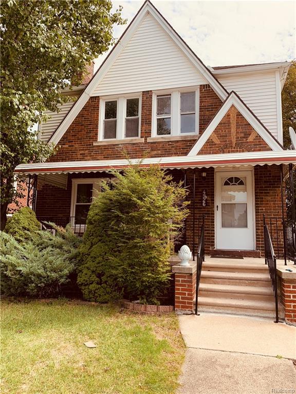 4926 Maple Street - Photo 1