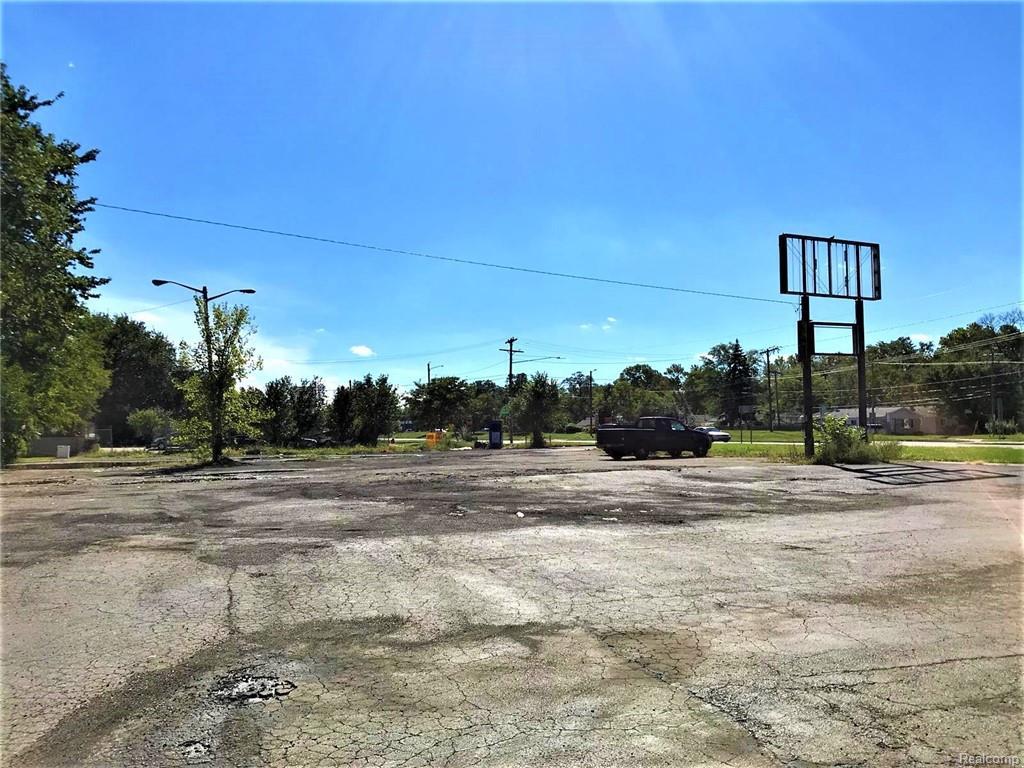 16512 Telegraph Road - Photo 1