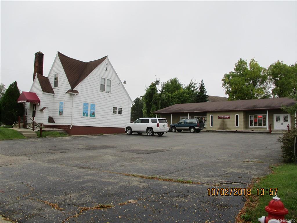 11350 Saginaw Street - Photo 1