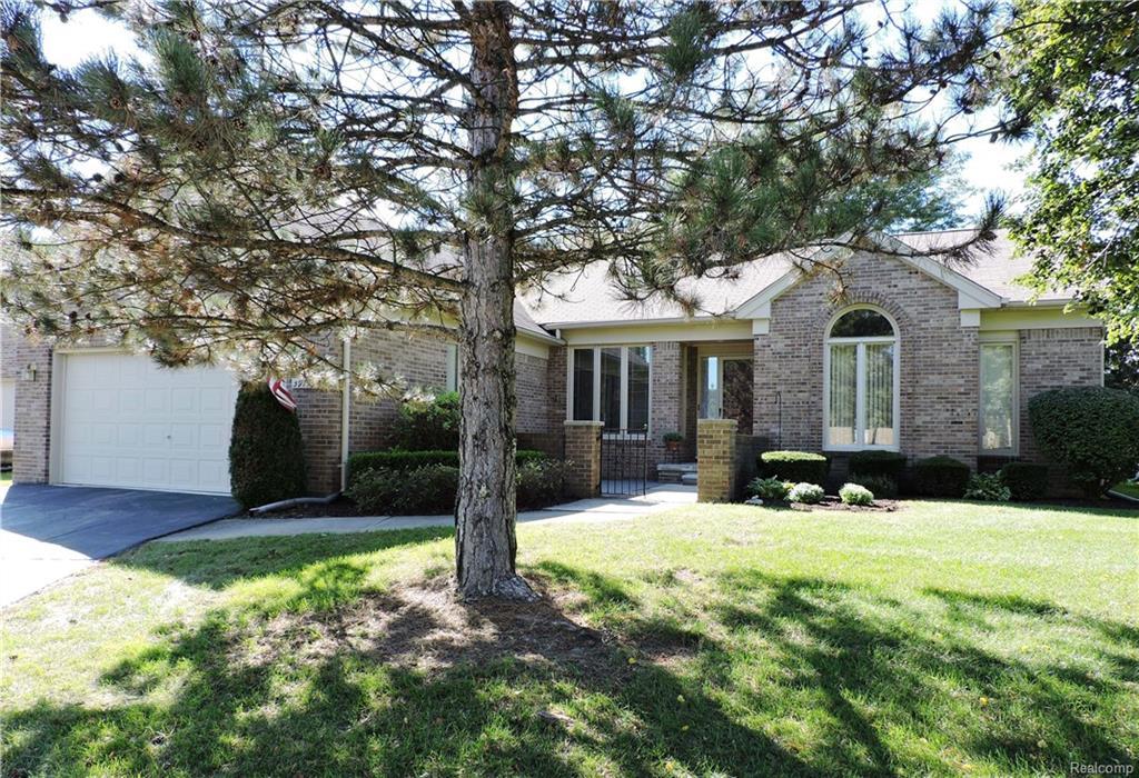 39753 Mount Elliott Drive - Photo 1