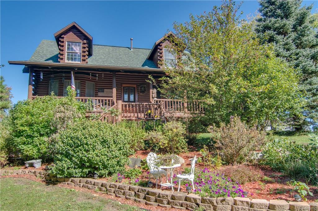 924 Highland Drive - Photo 1