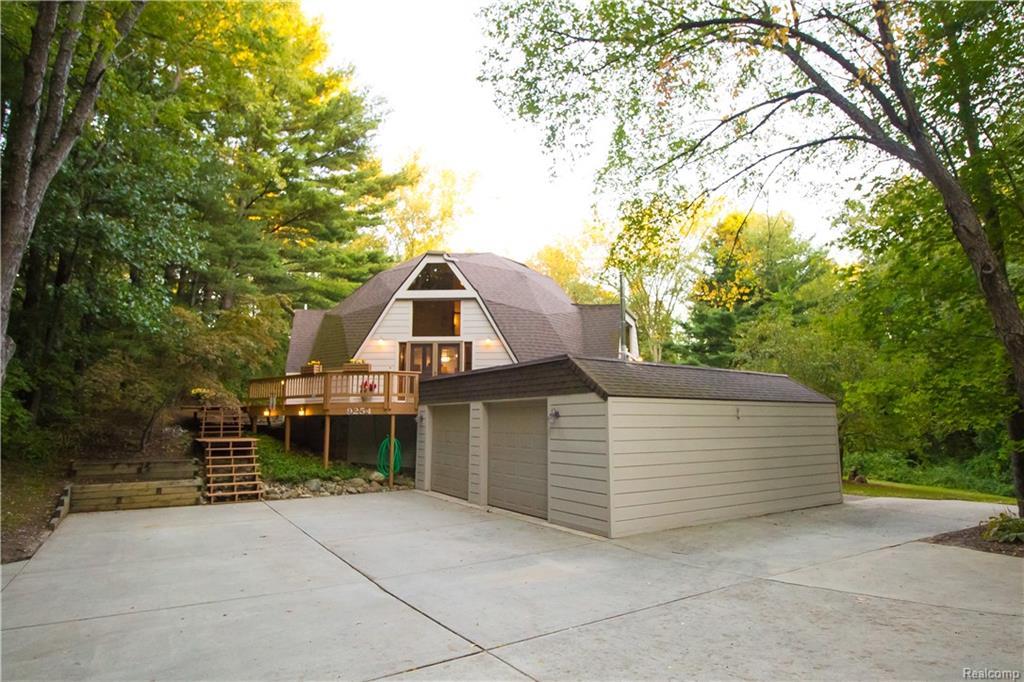 9254 Mabley Hill Road - Photo 1