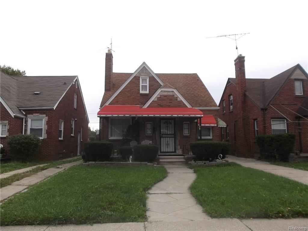 10910 Roxbury Street - Photo 1