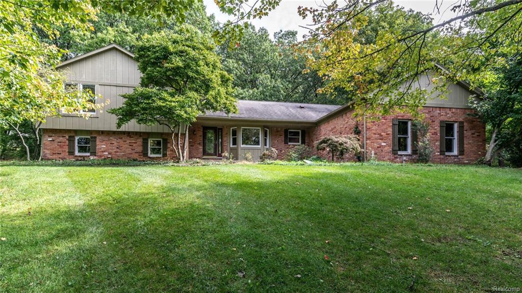 11745 Brandywine Drive - Photo 1
