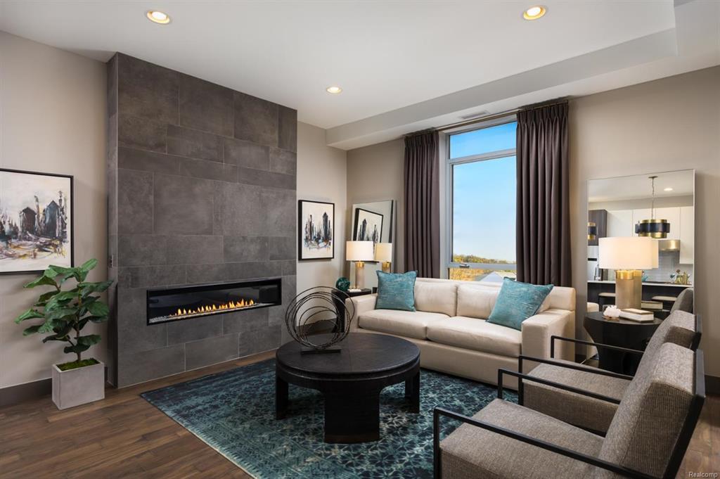 999 Maiden Lane - Photo 1