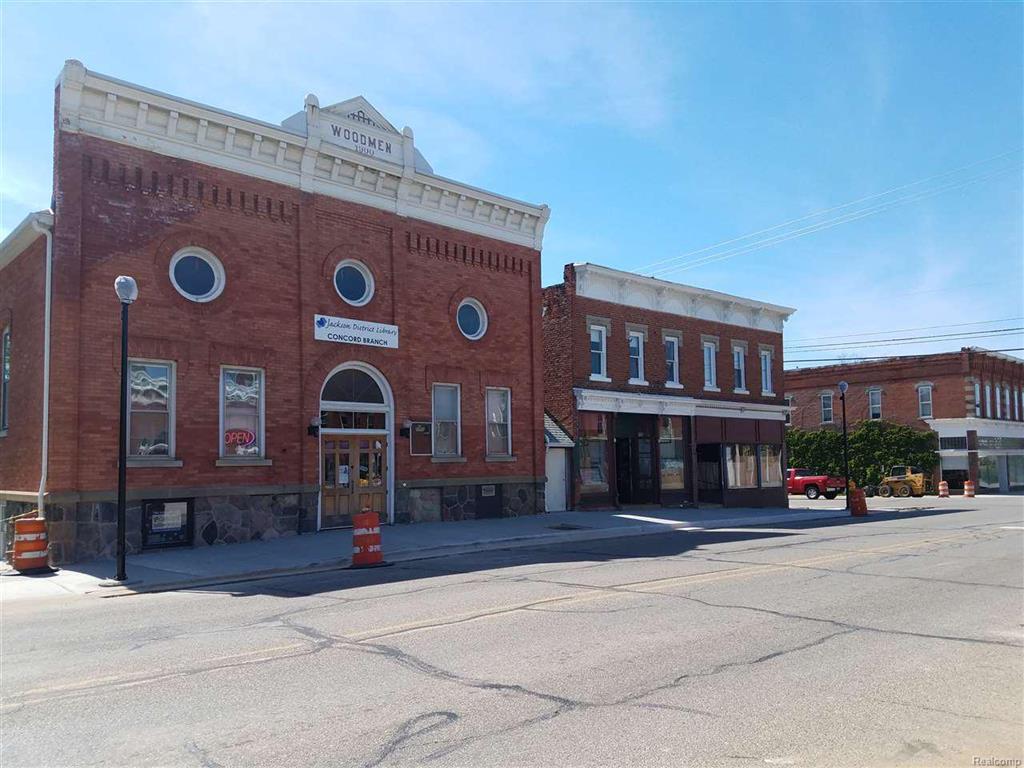 104 Main St - Photo 1