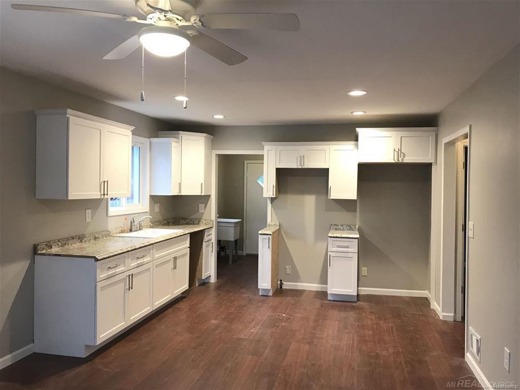 23361 Couzens Ave - Photo 1