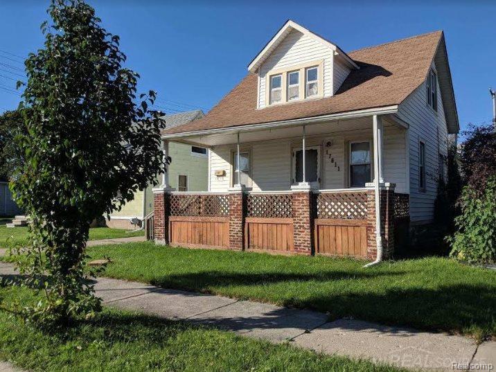 17811 Ivanhoe - Photo 1