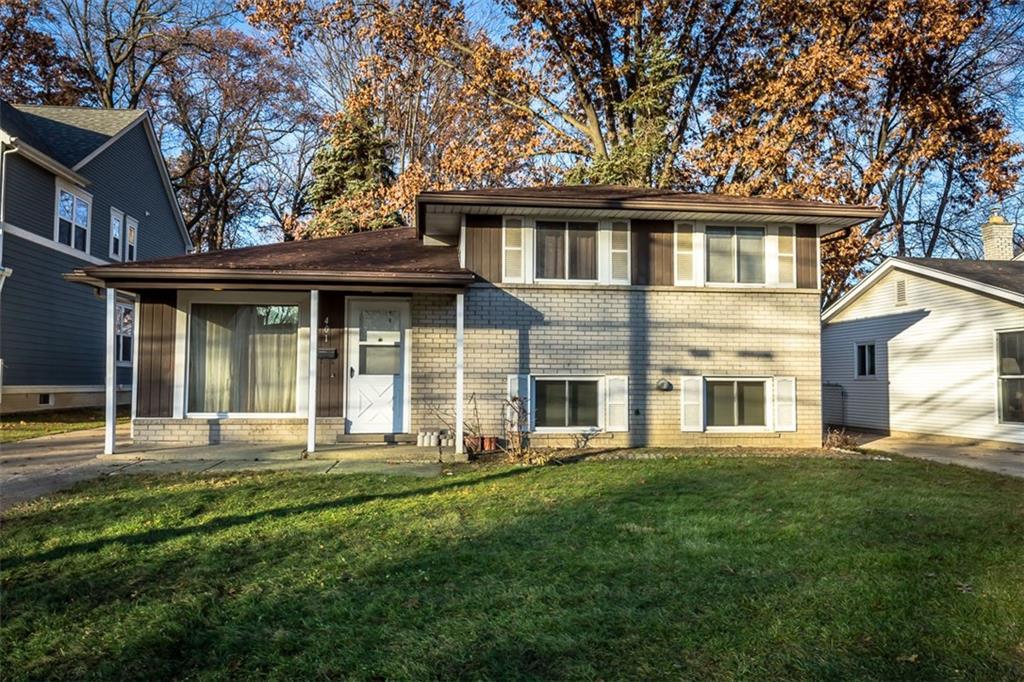 401 Lincoln Avenue - Photo 1