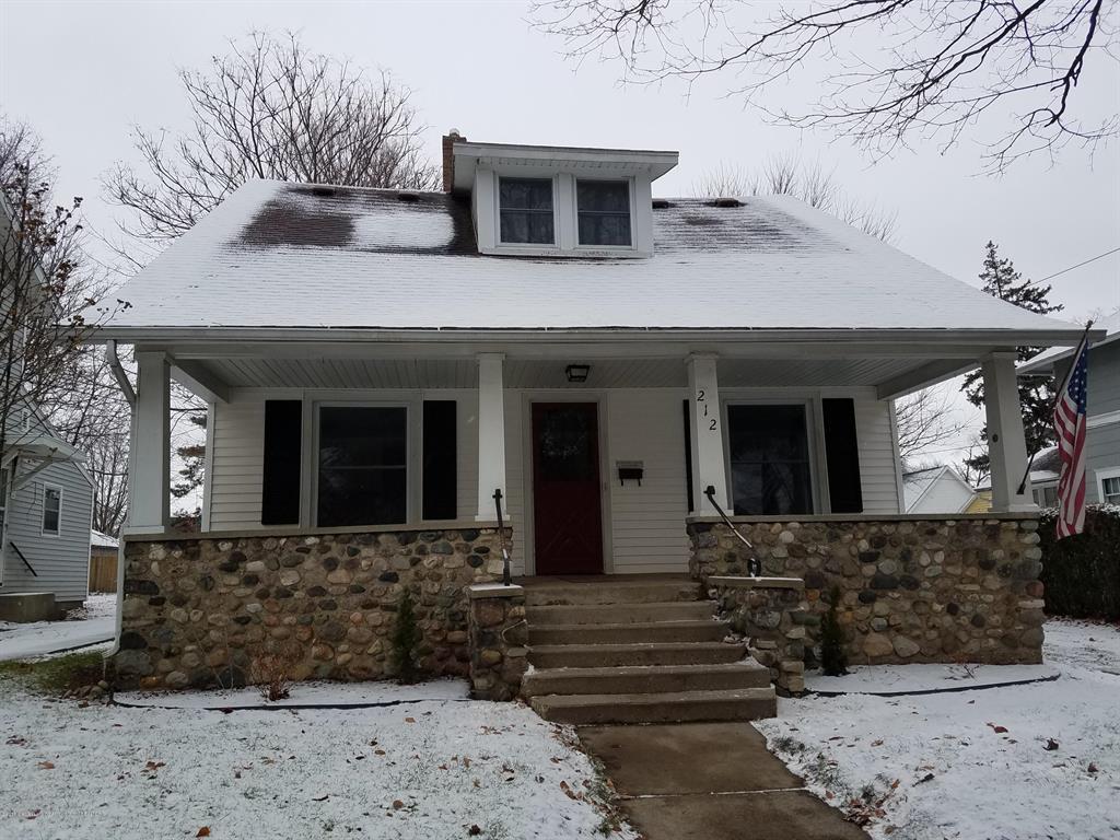 212 Washington Street - Photo 1