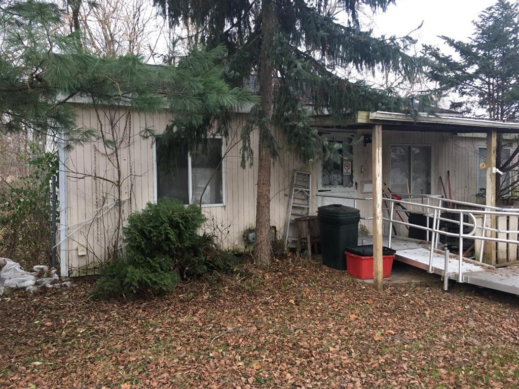 2038 Bradley Avenue - Photo 1