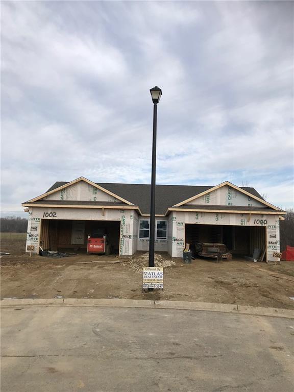 1000 Foxglove Lane - Photo 1