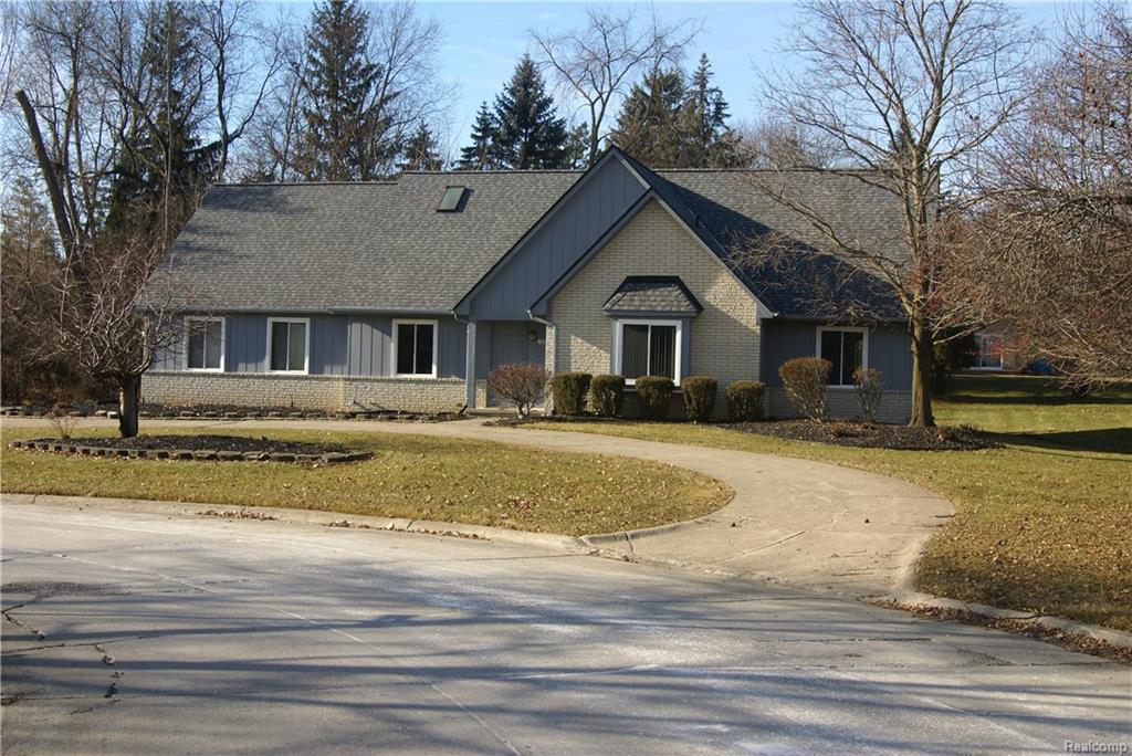 31239 Sudbury Street - Photo 1