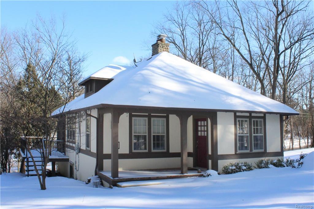799 Long Lake Road - Photo 1