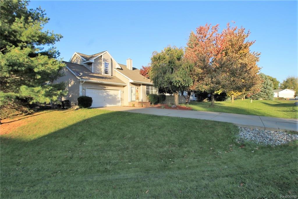1231 Darci Dr - Photo 1