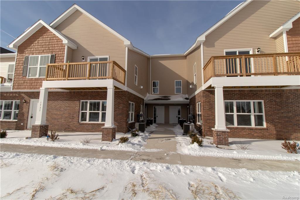 1741 Welland Street - Photo 1