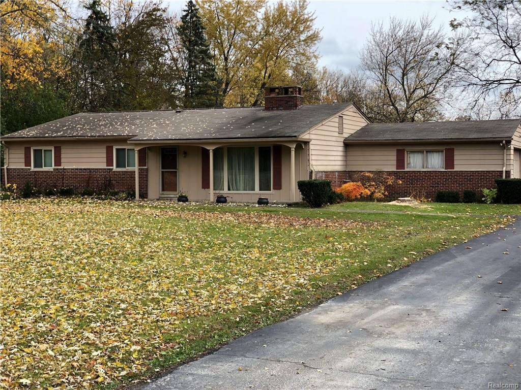 6601 Wing Lake Road - Photo 1