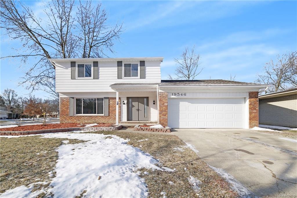 19546 Coventry Drive - Photo 1