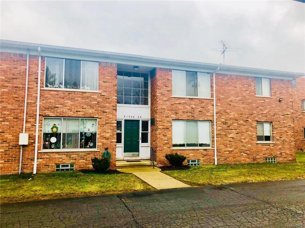 21420 Beaconsfield Street - Photo 1