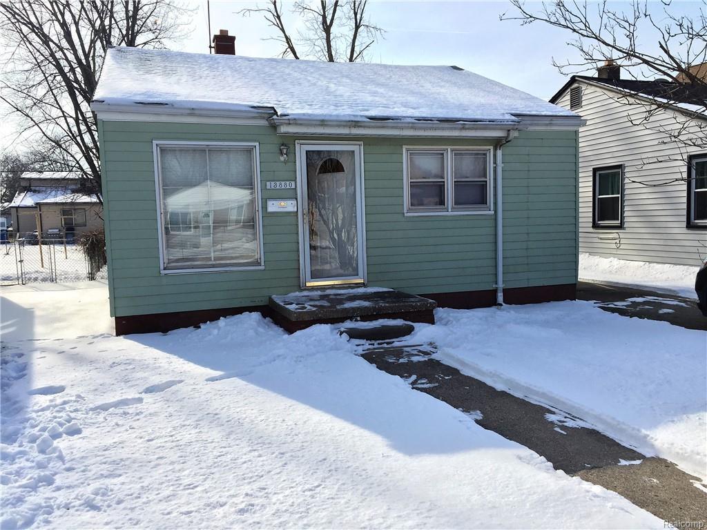 13880 Hobart Avenue - Photo 1