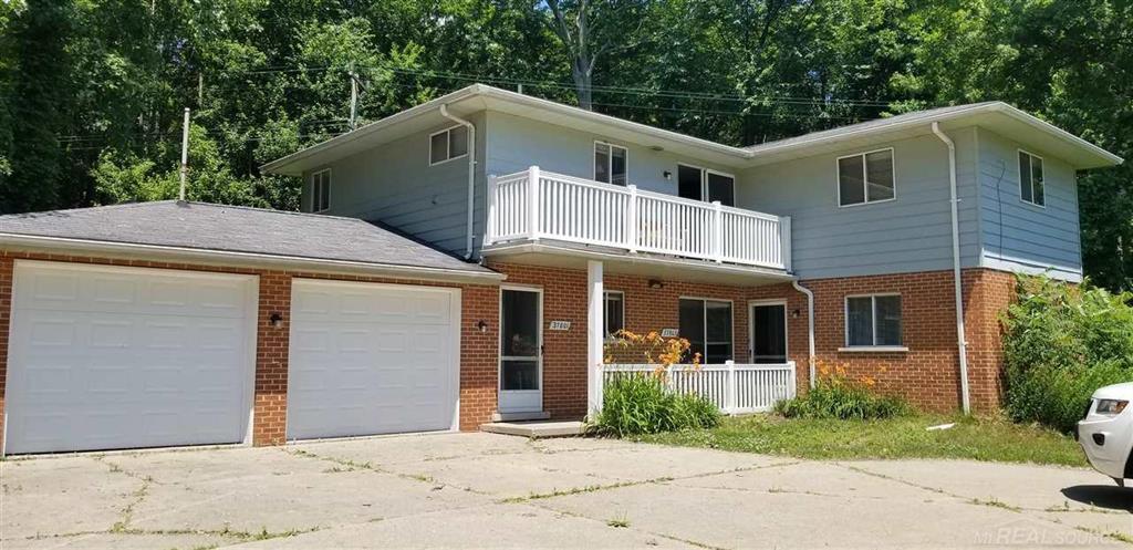 37803 Main St - Photo 1